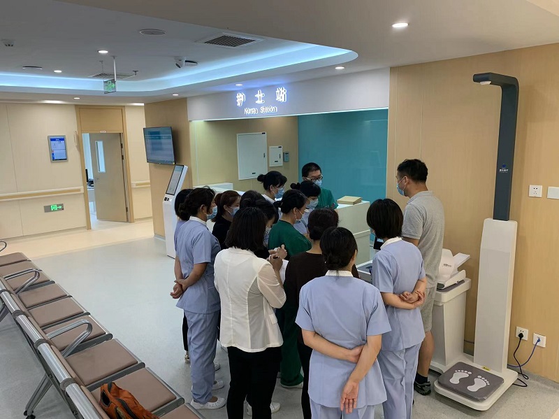 　　體檢太麻煩?健康智能體檢一體機，讓健康來的更輕松！