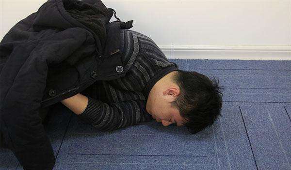 熬夜猝死的前兆是什么？熬夜出現(xiàn)這4個種跡象，千萬要注意！