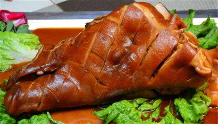 導(dǎo)致癌癥的食物有哪些？那些食物平時(shí)我們不能多吃？