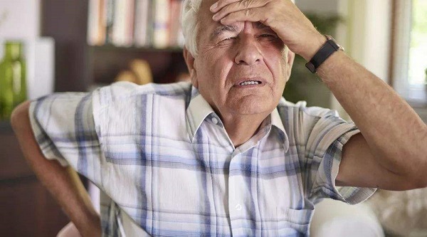 高血壓心率快是怎么回事？應(yīng)該怎么辦？