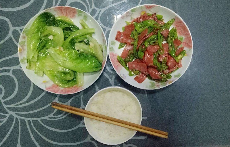 晚飯后養(yǎng)生小知識，晚飯時按序做5件事，舒暢安康還養(yǎng)身！