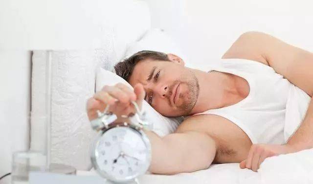 男性肚子大的原因有哪些？男性肚子大怎么瘦下來(lái)？