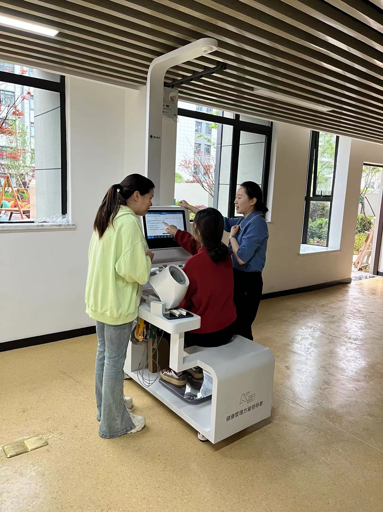 什么是健康體檢一體機？智能健康體檢一體機介紹！