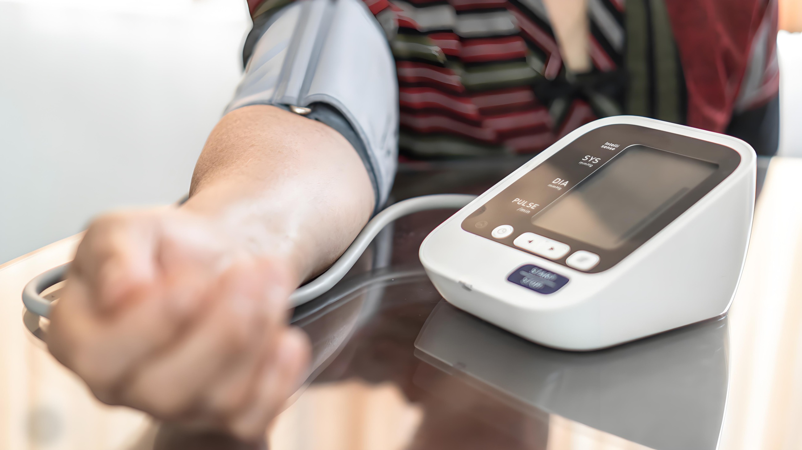 高血壓怎么檢測(cè)出來(lái)的？高血壓檢測(cè)，守護(hù)健康的重要防線